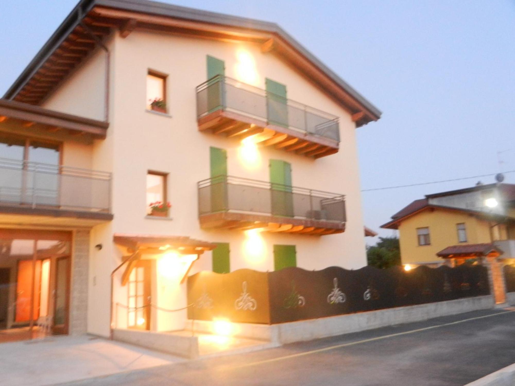 B&B Ad Hoc Costa di Mezzate Eksteriør bilde